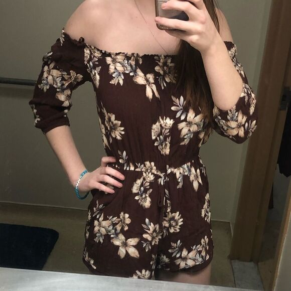 One Clothing Brown Floral Off the Shoulder Romper - Picture 3 of 7